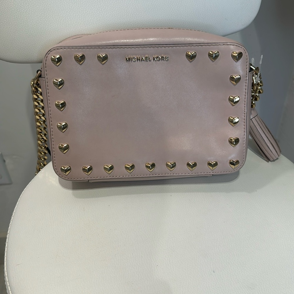 Michael Kors Camera Crossbody Bag Hearts In Blush Pink